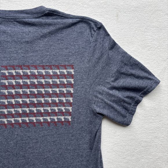 Glock Perfection Licensed Men Medium Tshirt Logo American Flag Heather Gray - Picture 13 of 16